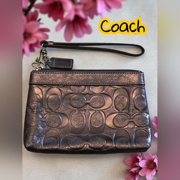 Coach logo signature vintage wristlet wallet purse - Picture 1 of 2